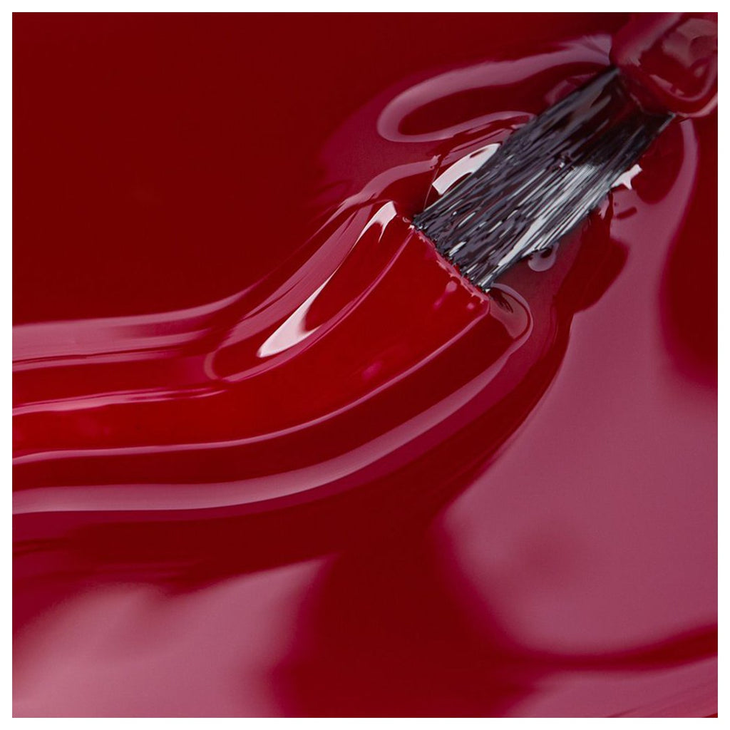 Risqué Esmalte Cremoso Carmim 8ml - textura