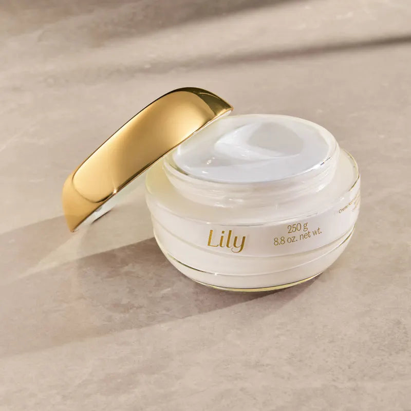O Boticário Lily Creme Acetinado Hidratante Desodorante Corporal 250g