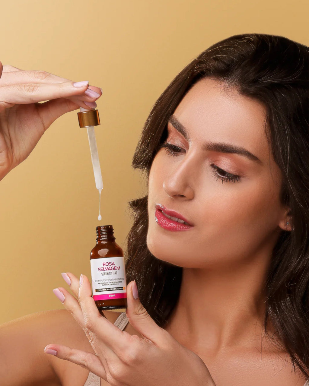 Rosa Selvagem Sérum Lifting Facial 30ml - aplicação com conta-gotas