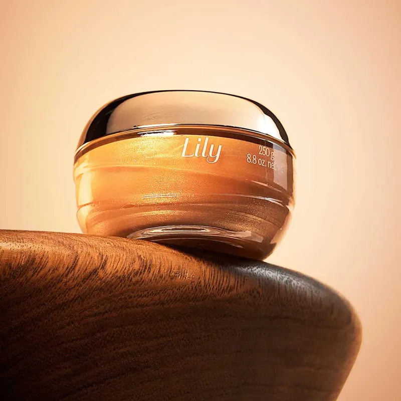 Lily  Gel Iluminador para o corpo 250g