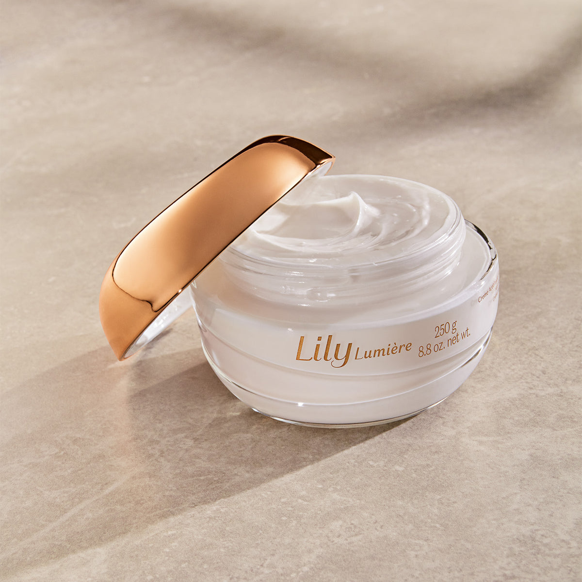 O Boticário Lily Lumière Creme Acetinado 250g - textura